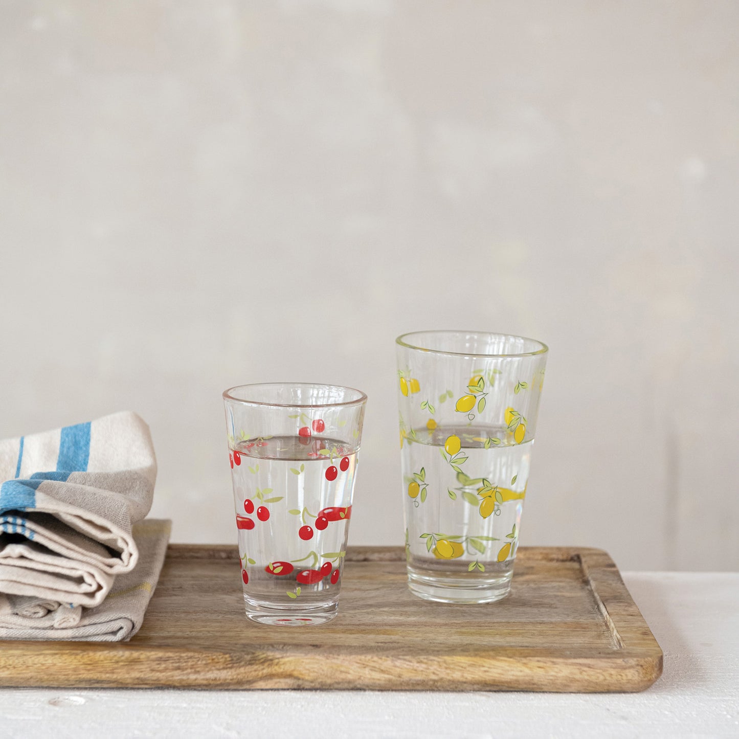 10 oz. Drinking Glass with Cherries