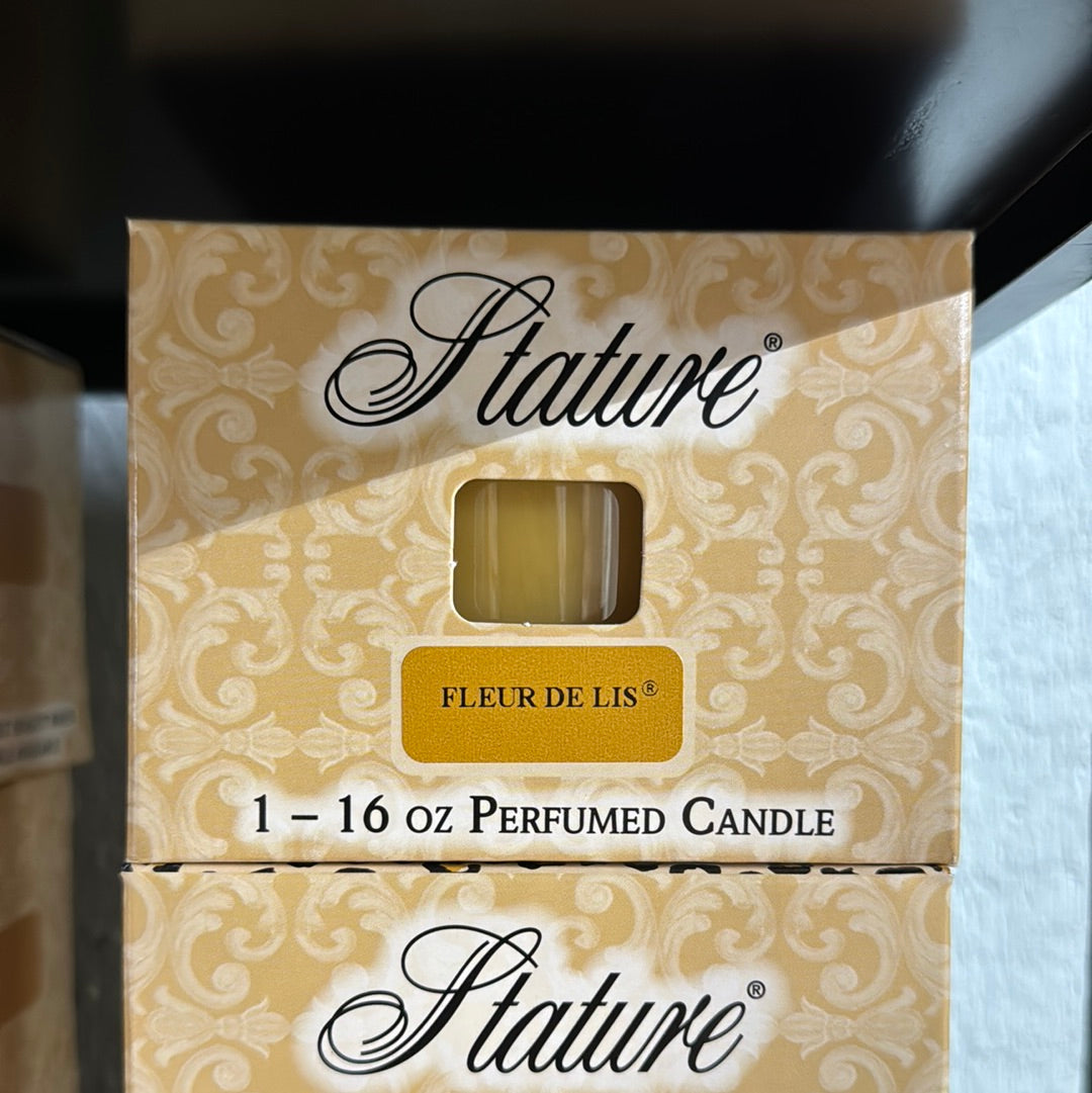 Stature 16oz Scented Candle