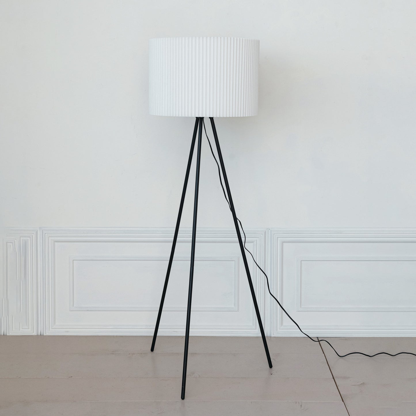 Metal Tripod Floor Lamp w/ Pleated Jute Shade