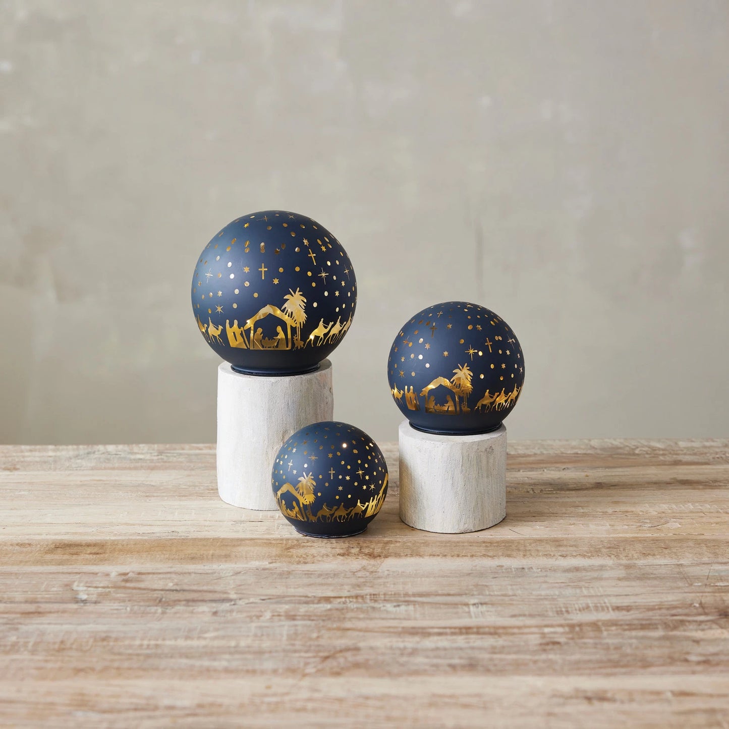 Glass Ball with LED Light & Nativity Scene